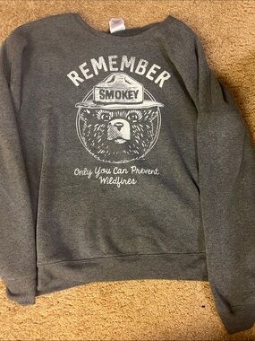 Remember Smokey Bear Graphic Sweatshirt - Dark Gray (runs small)⭐️rare⭐️ VINTAGE